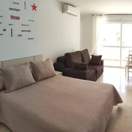 Nuevo Roca Chica, Primera Linea Playa,torremolinos Apartment