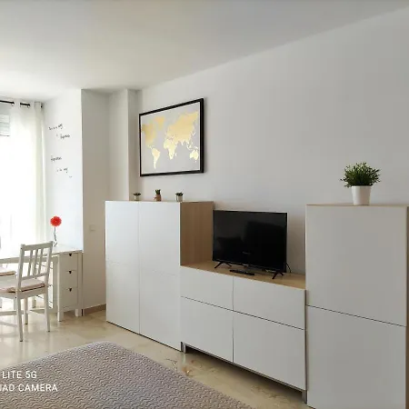 Apartment Nuevo Roca Chica, Primera Linea Playa,torremolinos Torremolinos