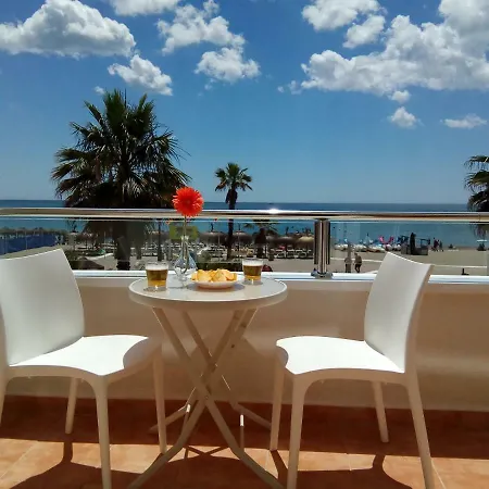 Nuevo Roca Chica, Primera Linea Playa,torremolinos Apartment