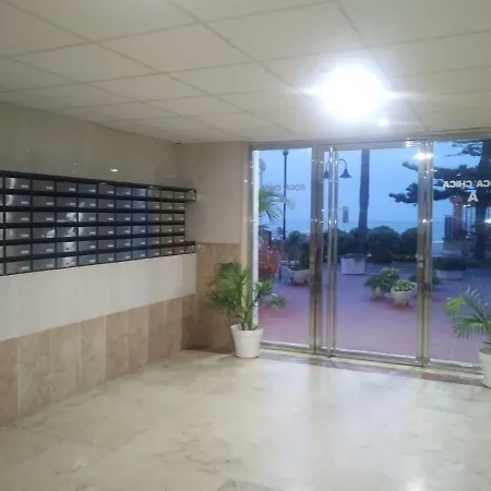 Nuevo Roca Chica, Primera Linea Playa,torremolinos Apartment